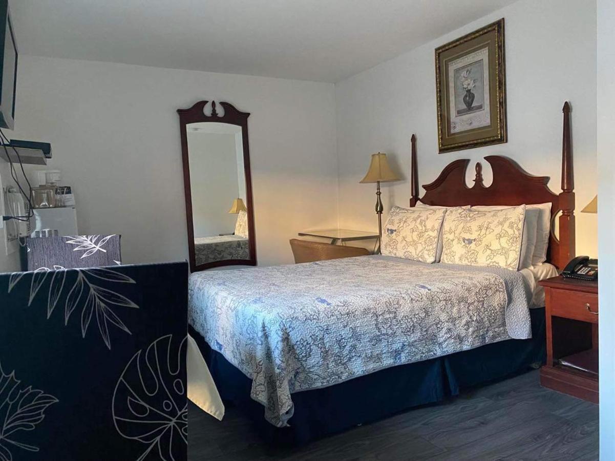 Motel Deblois Sainte-Anne-de-Beaupré Екстериор снимка