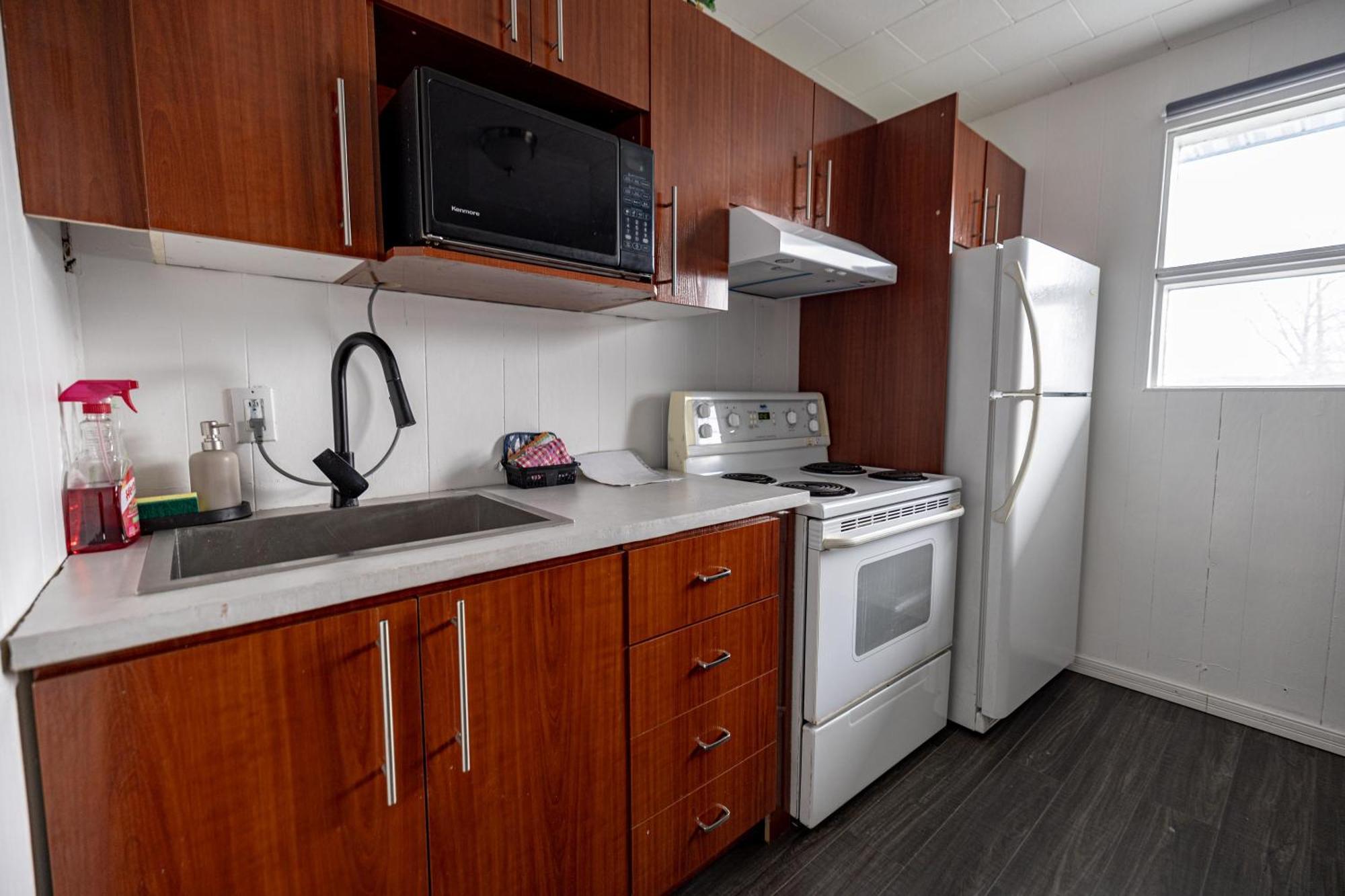 Motel Deblois Sainte-Anne-de-Beaupré Екстериор снимка